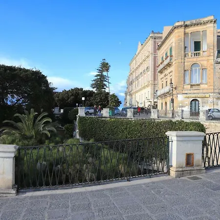 Casa Di Clara Syrakus